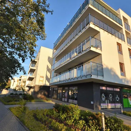 Lägenhet Color Apartament Kolorowy Kołobrzeg